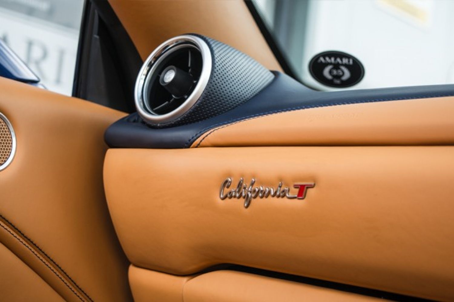 FERRARI CALIFORNIA CONVERTIBLE T Auto