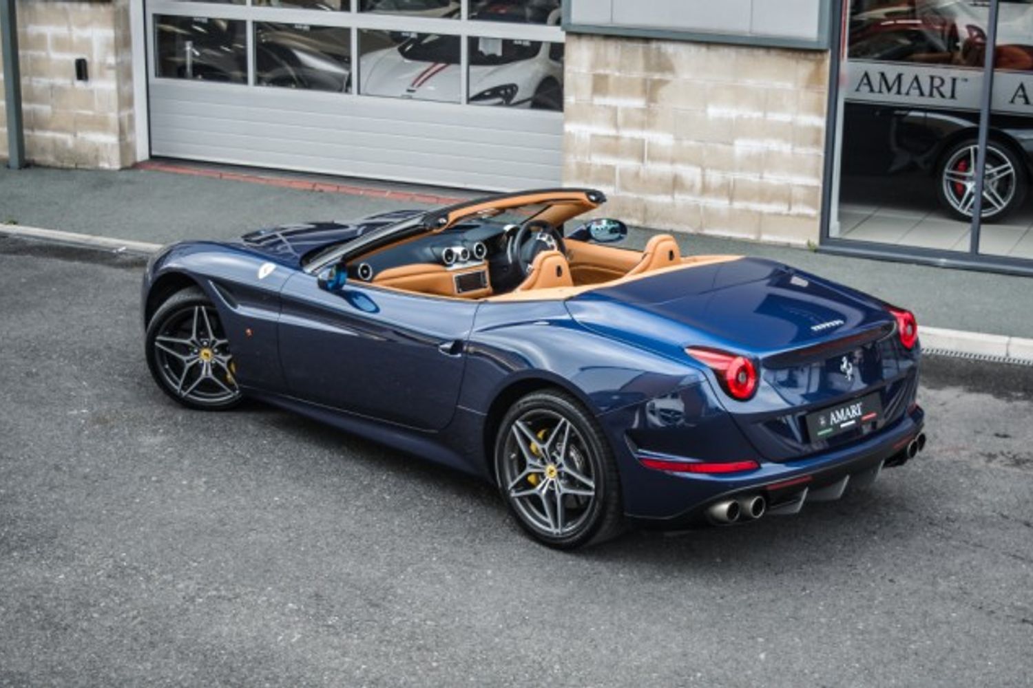 FERRARI CALIFORNIA CONVERTIBLE T Auto