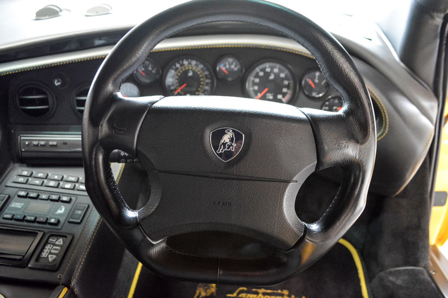 LAMBORGHINI DIABLO VT Roadster