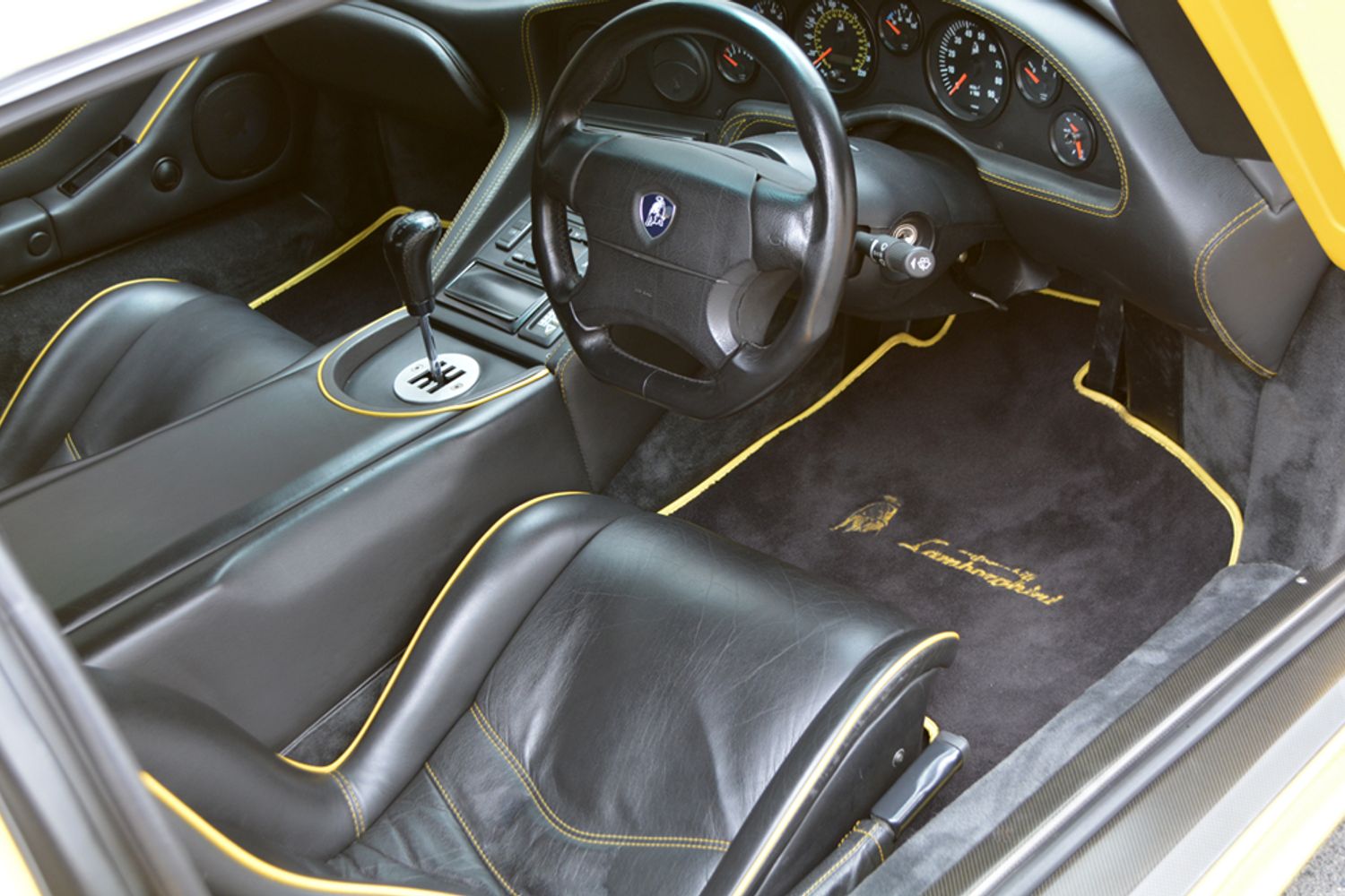 LAMBORGHINI DIABLO VT Roadster