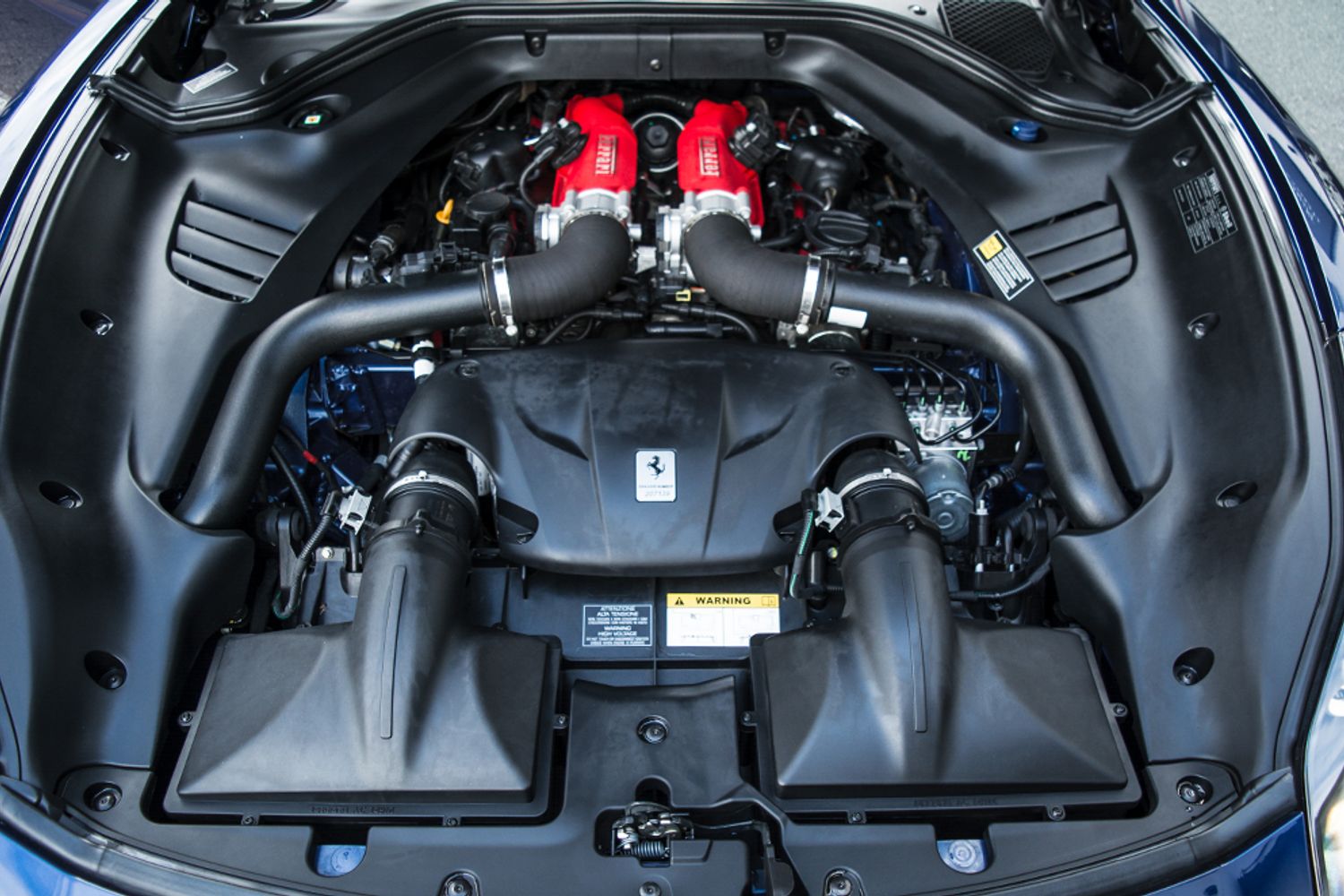 FERRARI CALIFORNIA CONVERTIBLE T Auto