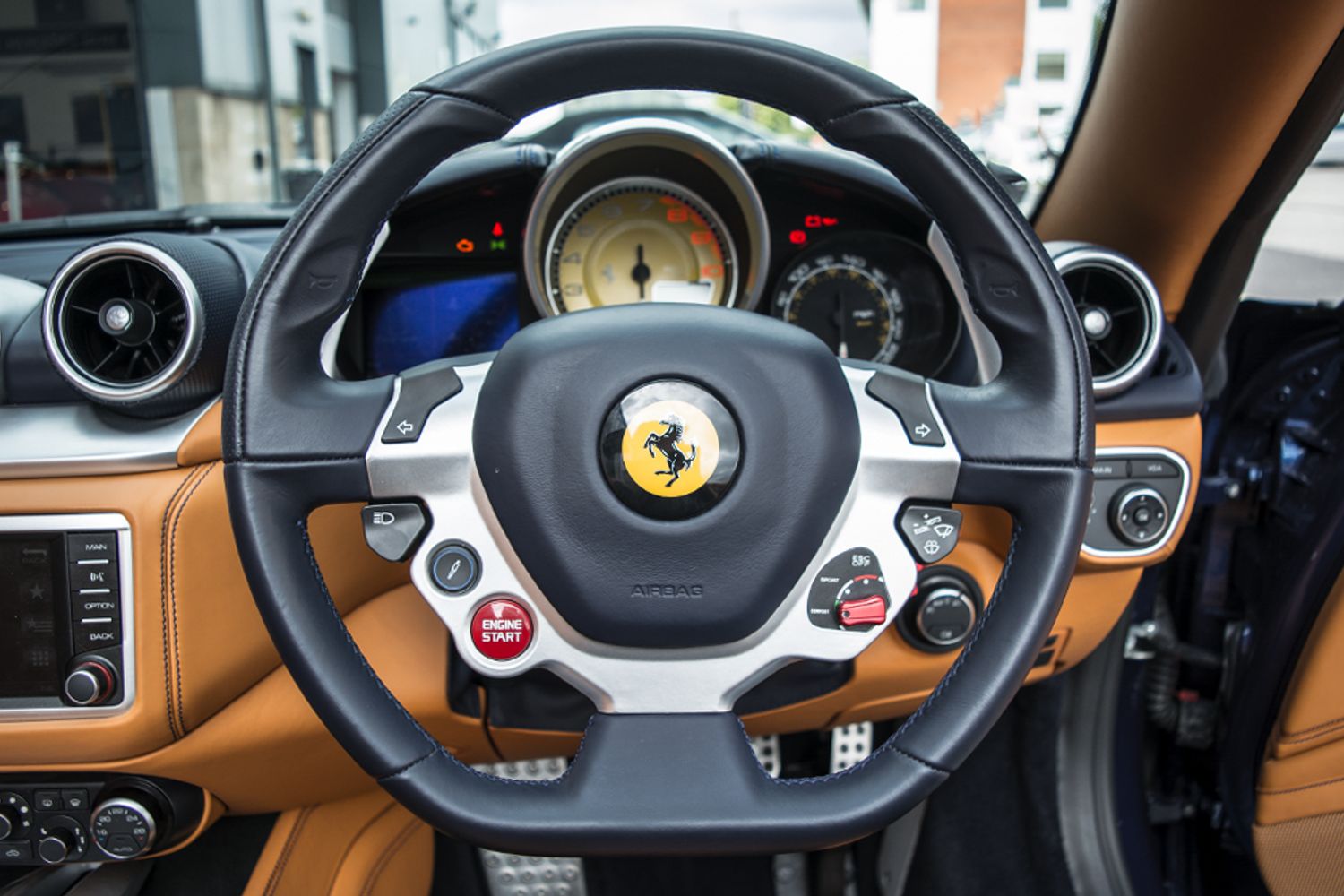 FERRARI CALIFORNIA CONVERTIBLE T Auto