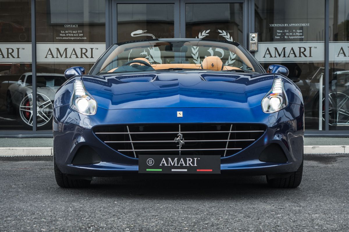 FERRARI CALIFORNIA CONVERTIBLE T Auto