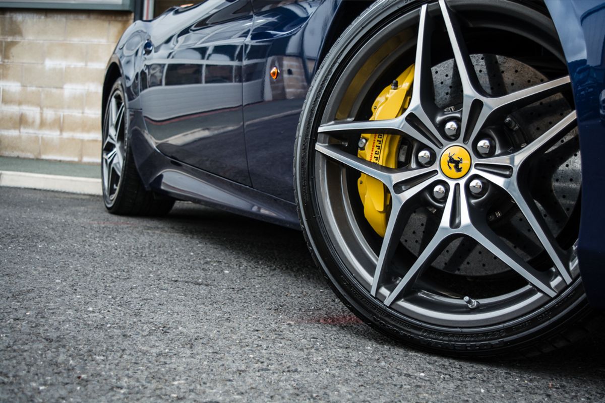 FERRARI CALIFORNIA CONVERTIBLE T Auto