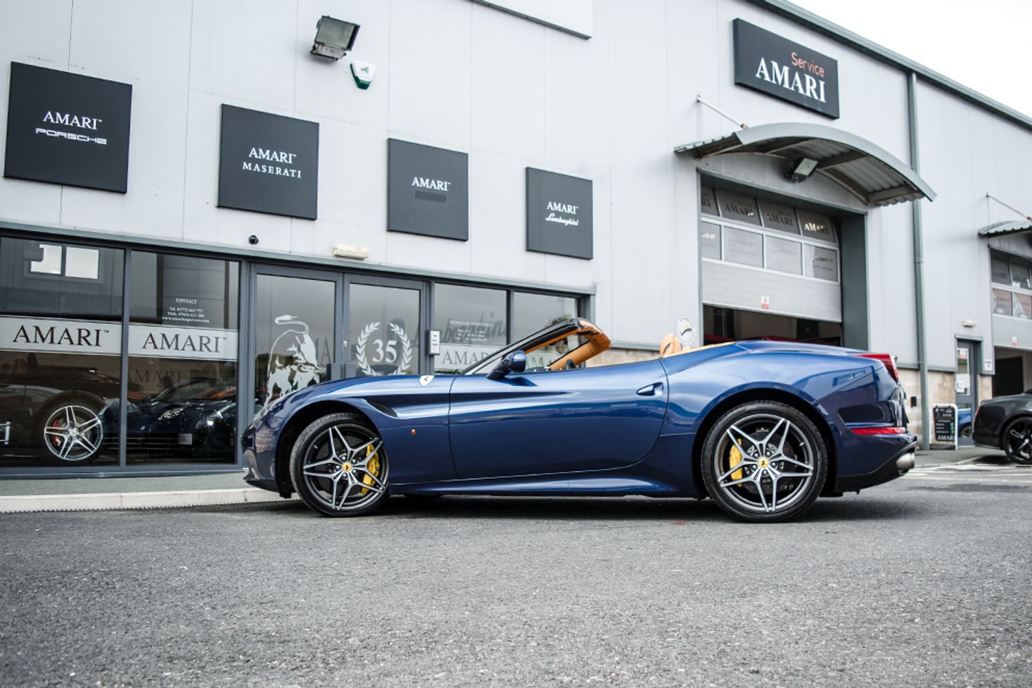 FERRARI CALIFORNIA CONVERTIBLE T Auto