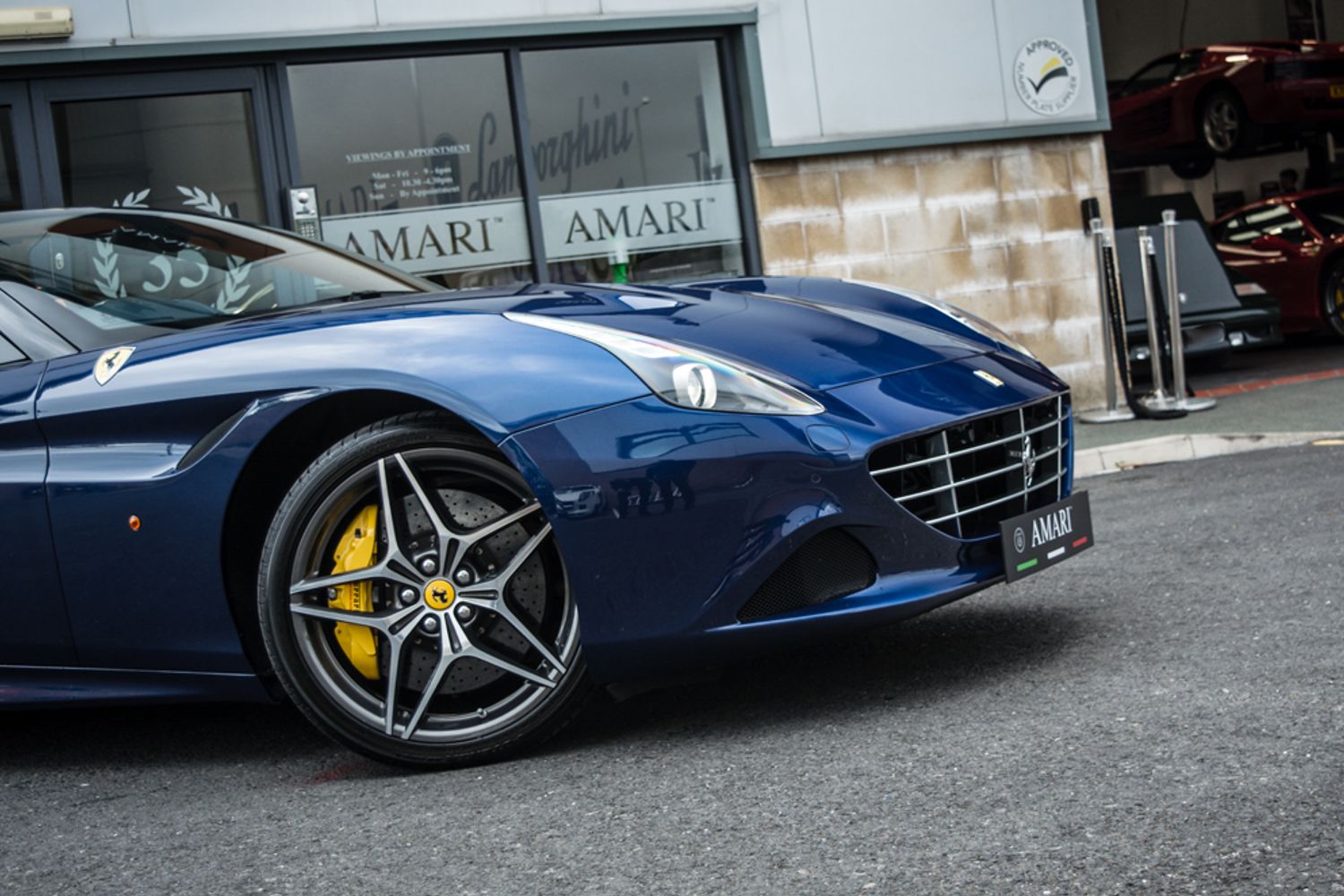 FERRARI CALIFORNIA CONVERTIBLE T Auto