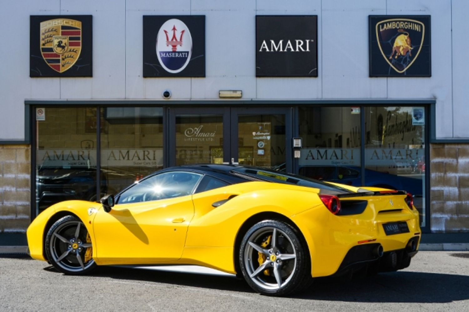 FERRARI 488 GTB Left Hand Drive