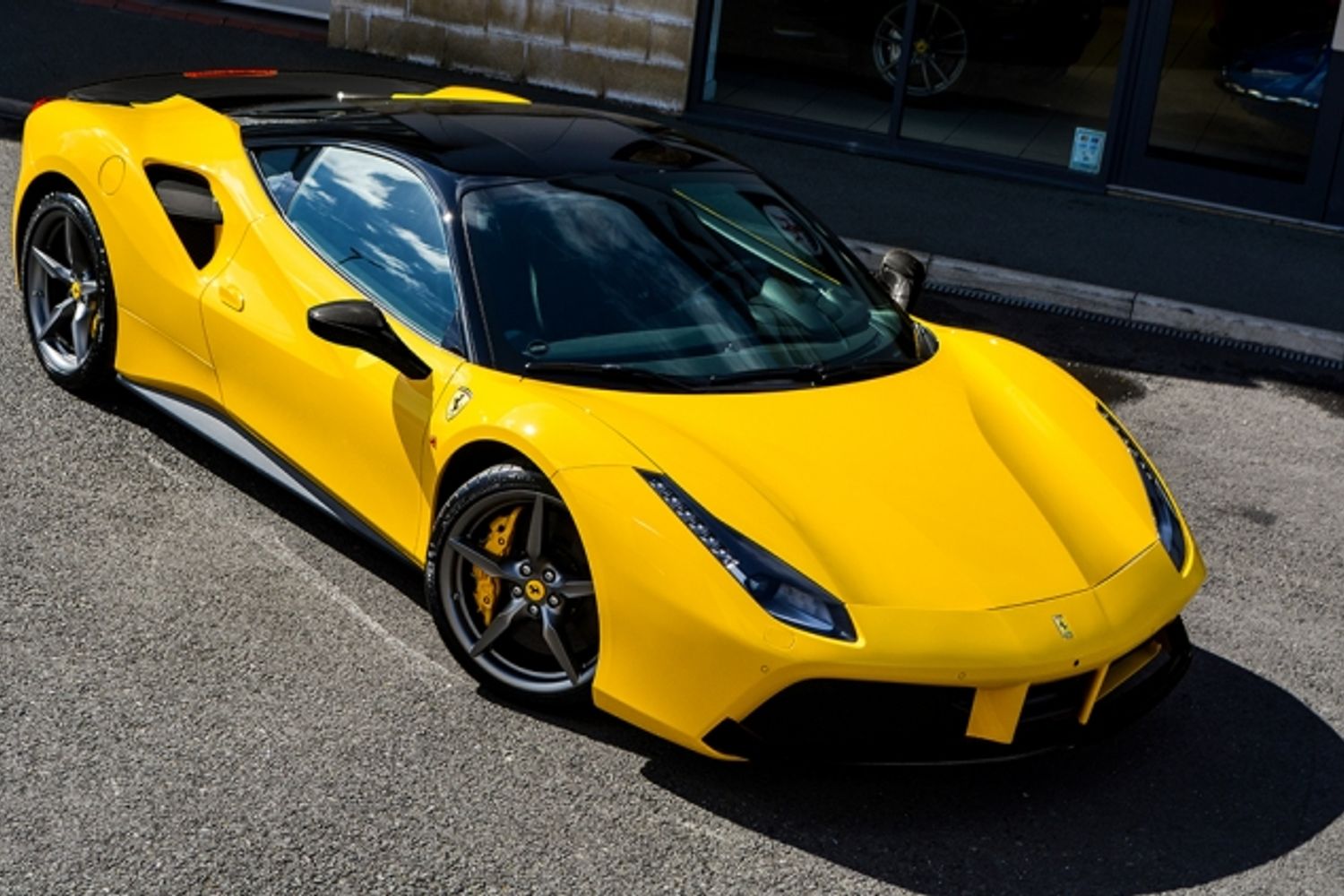 FERRARI 488 GTB Left Hand Drive
