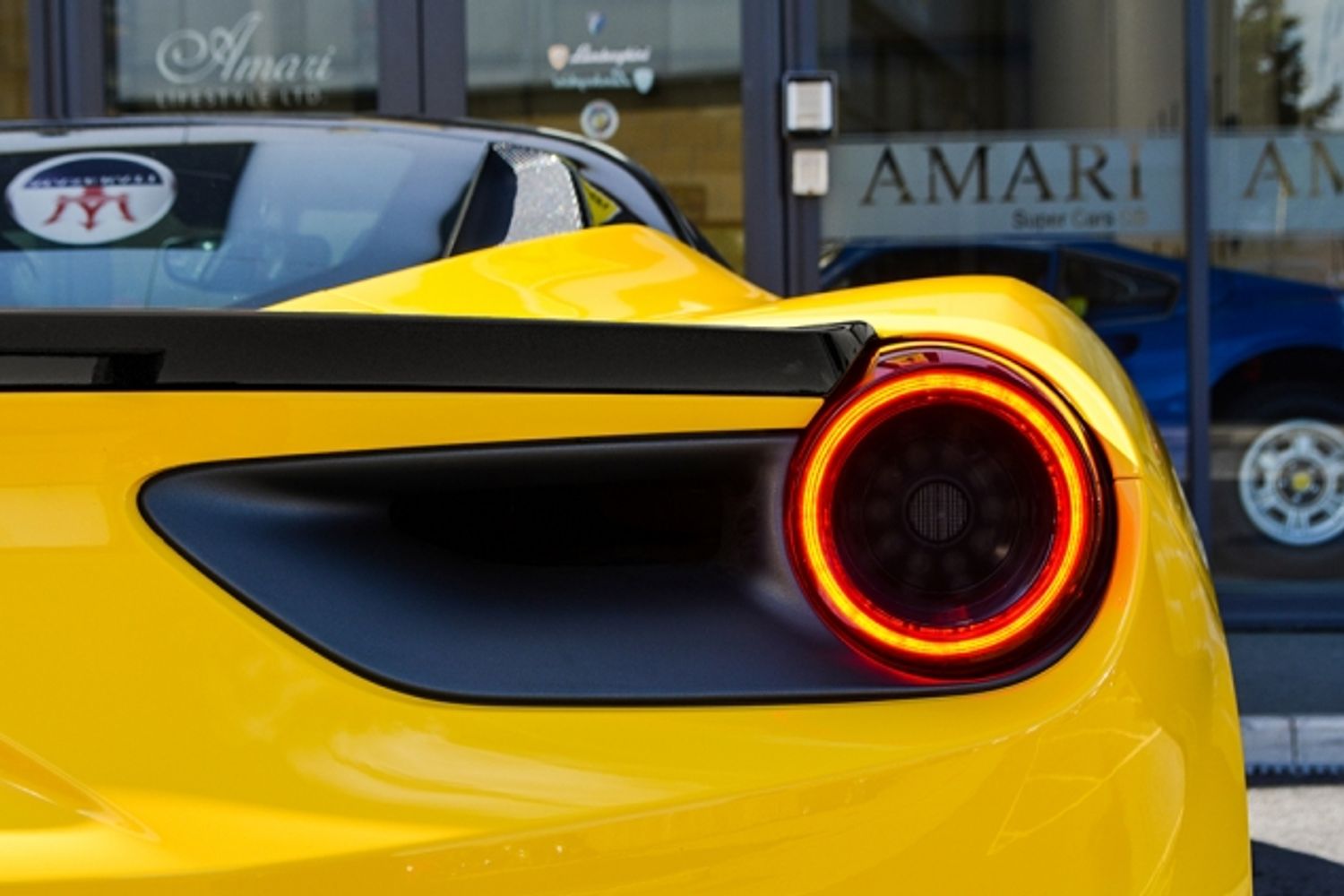 FERRARI 488 GTB Left Hand Drive