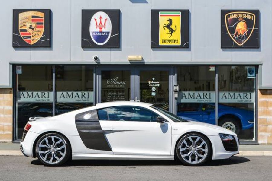 2012 AUDI R8 COUPE