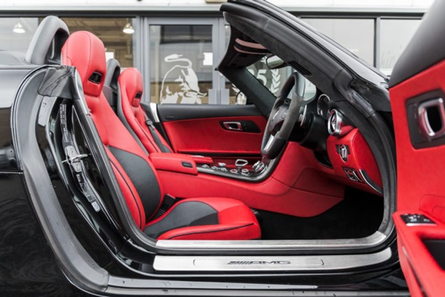 MERCEDES-BENZ SLS SLS 63 AMG Roadster Auto
