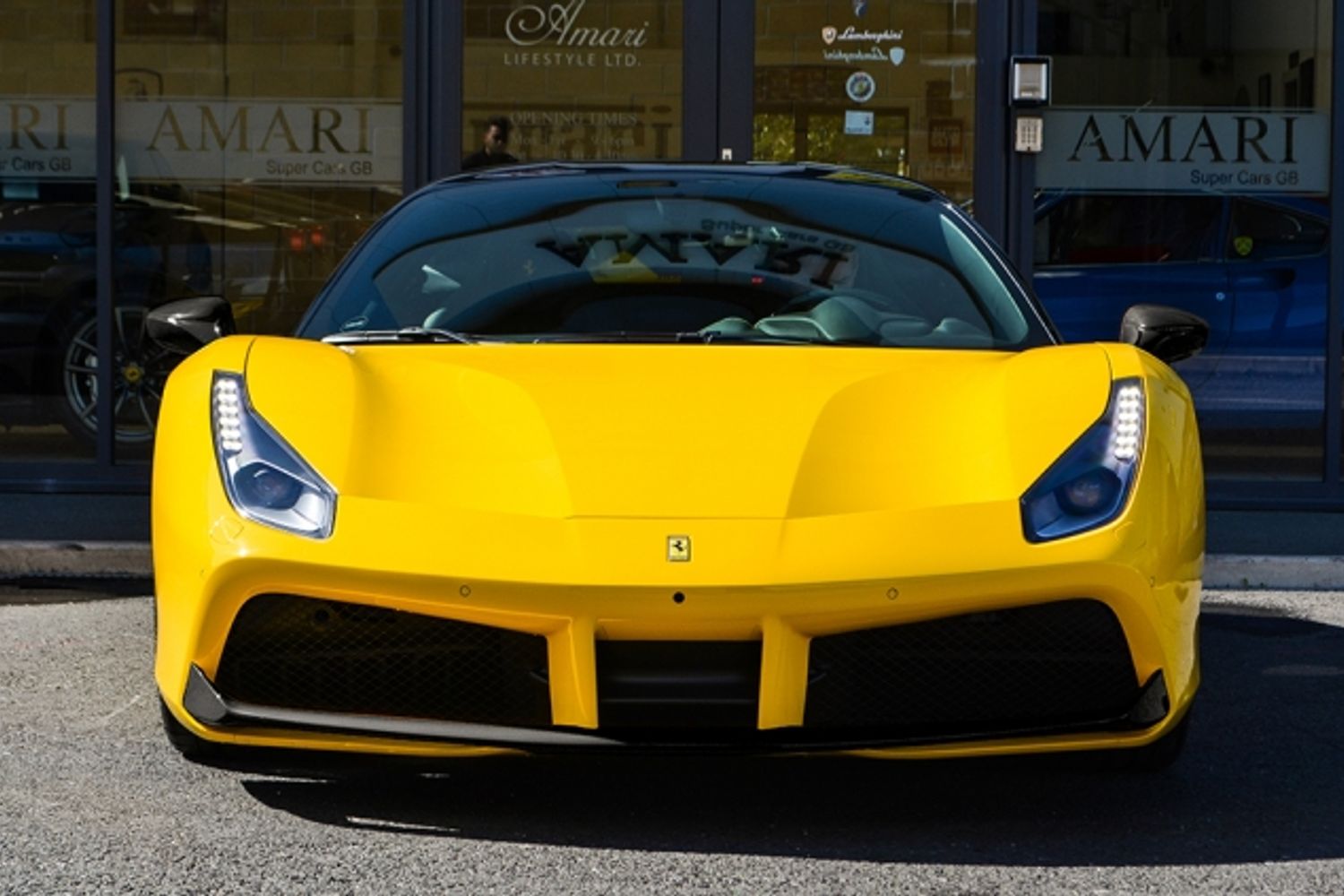 FERRARI 488 GTB Left Hand Drive