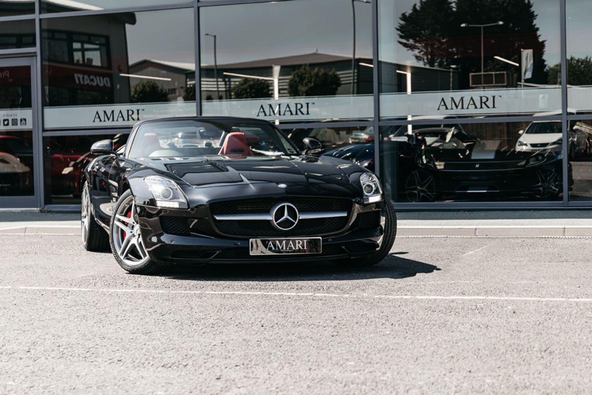 MERCEDES-BENZ SLS SLS 63 AMG Roadster Auto