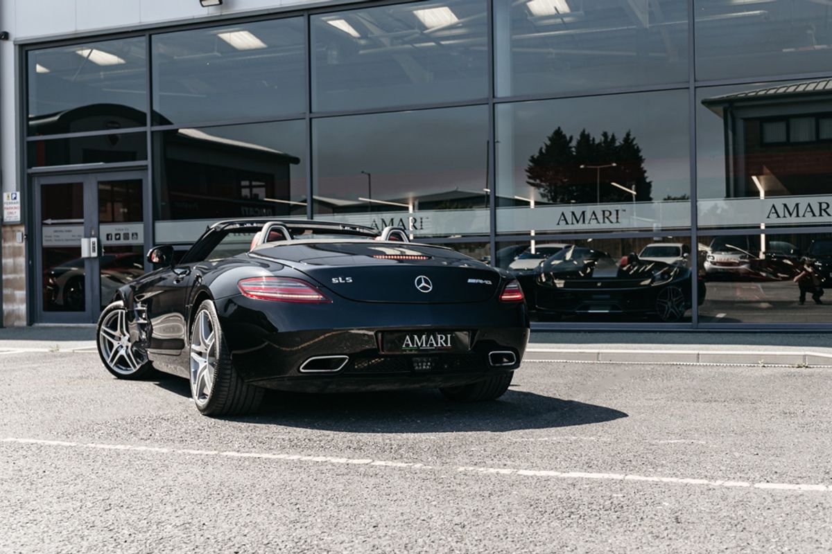 MERCEDES-BENZ SLS SLS 63 AMG Roadster Auto