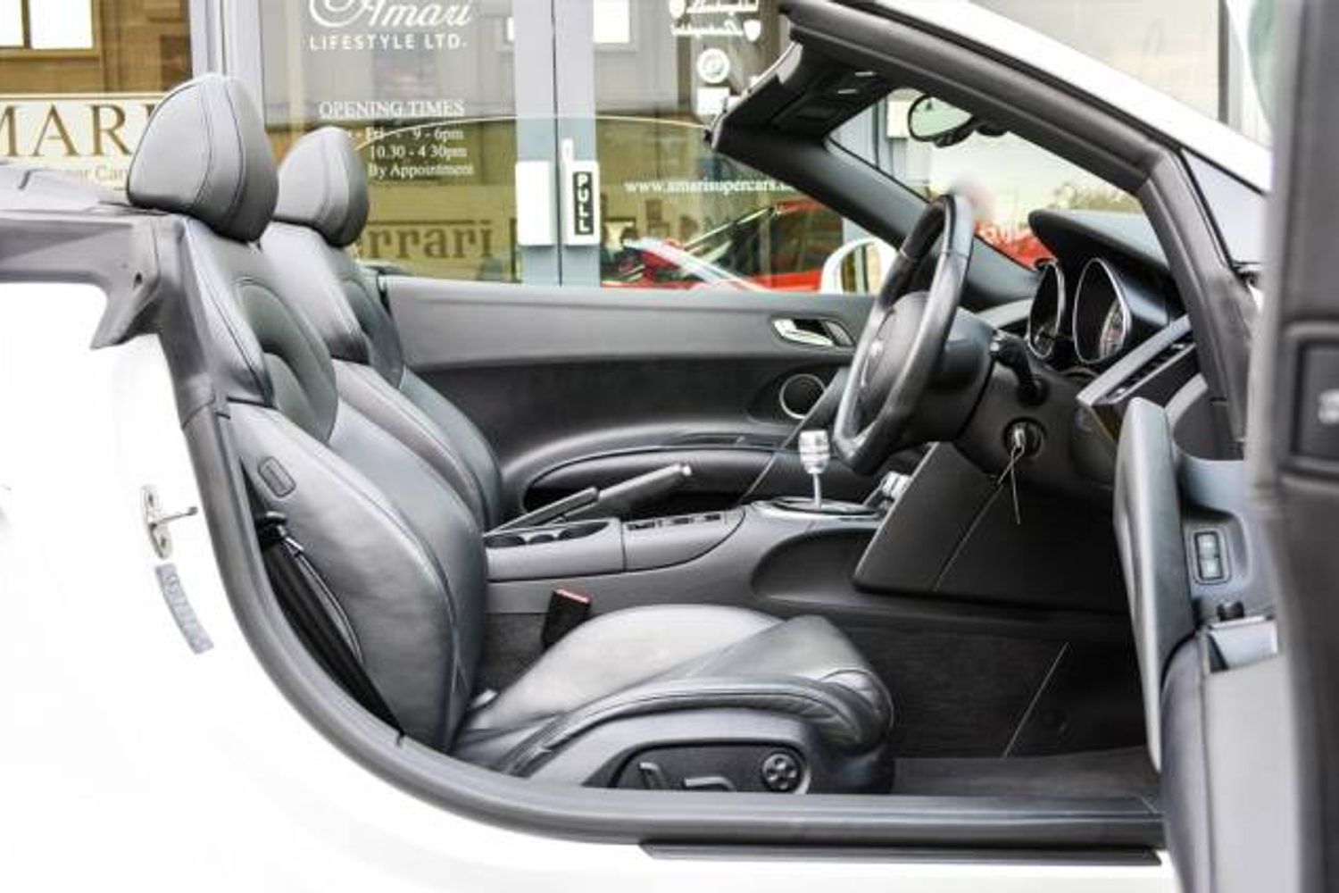AUDI R8 SPYDER 4.2 FSI Quattro