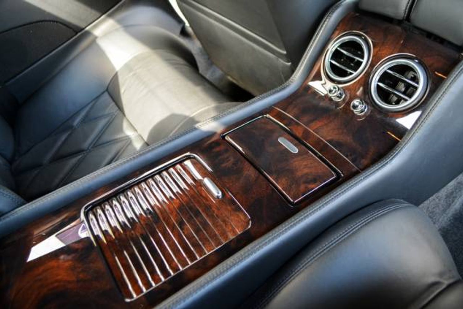 BENTLEY CONTINENTAL GT COUPE 6.0 W12 Auto
