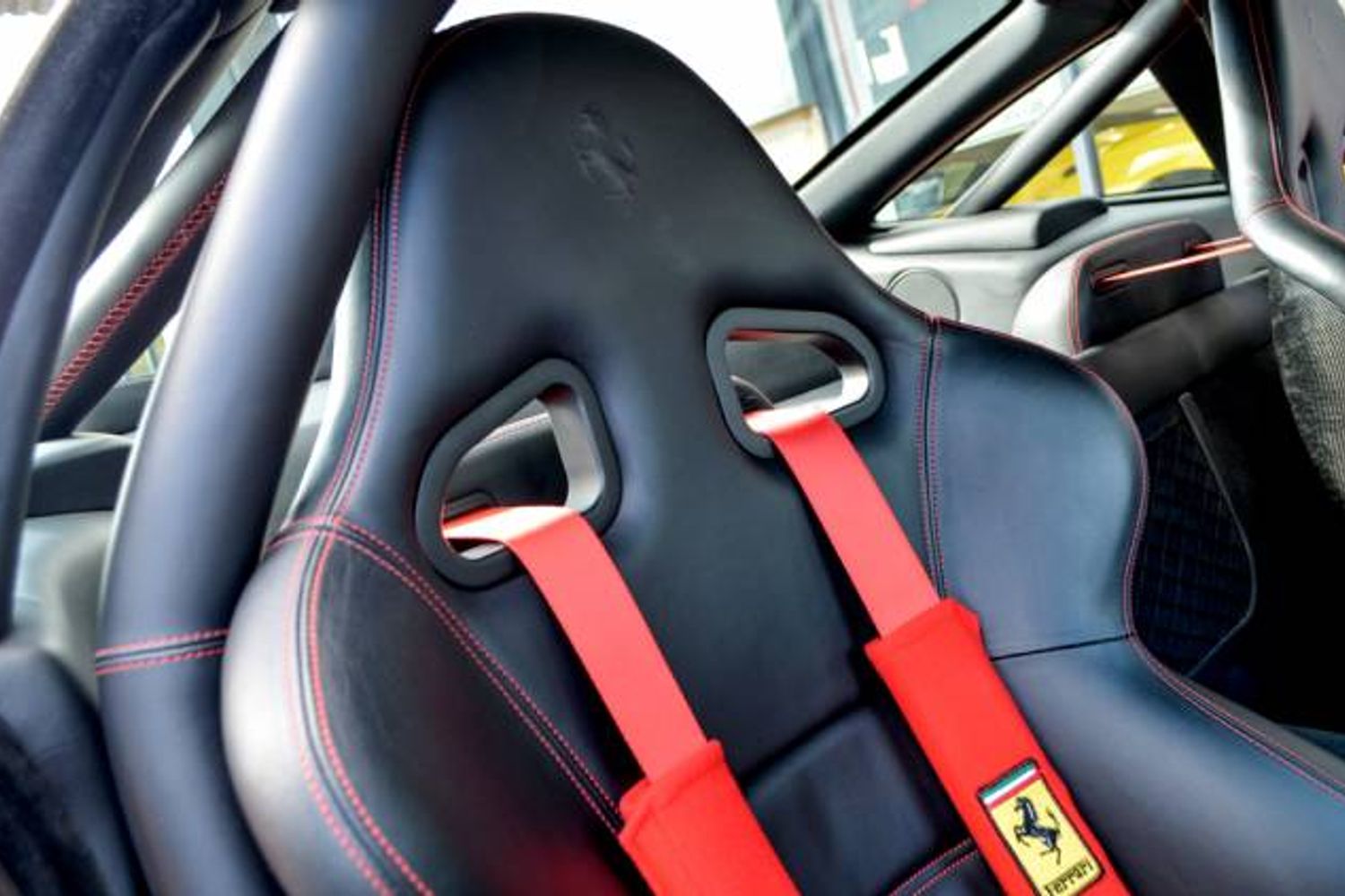 FERRARI 575M COUPE Maranello F1 Auto
