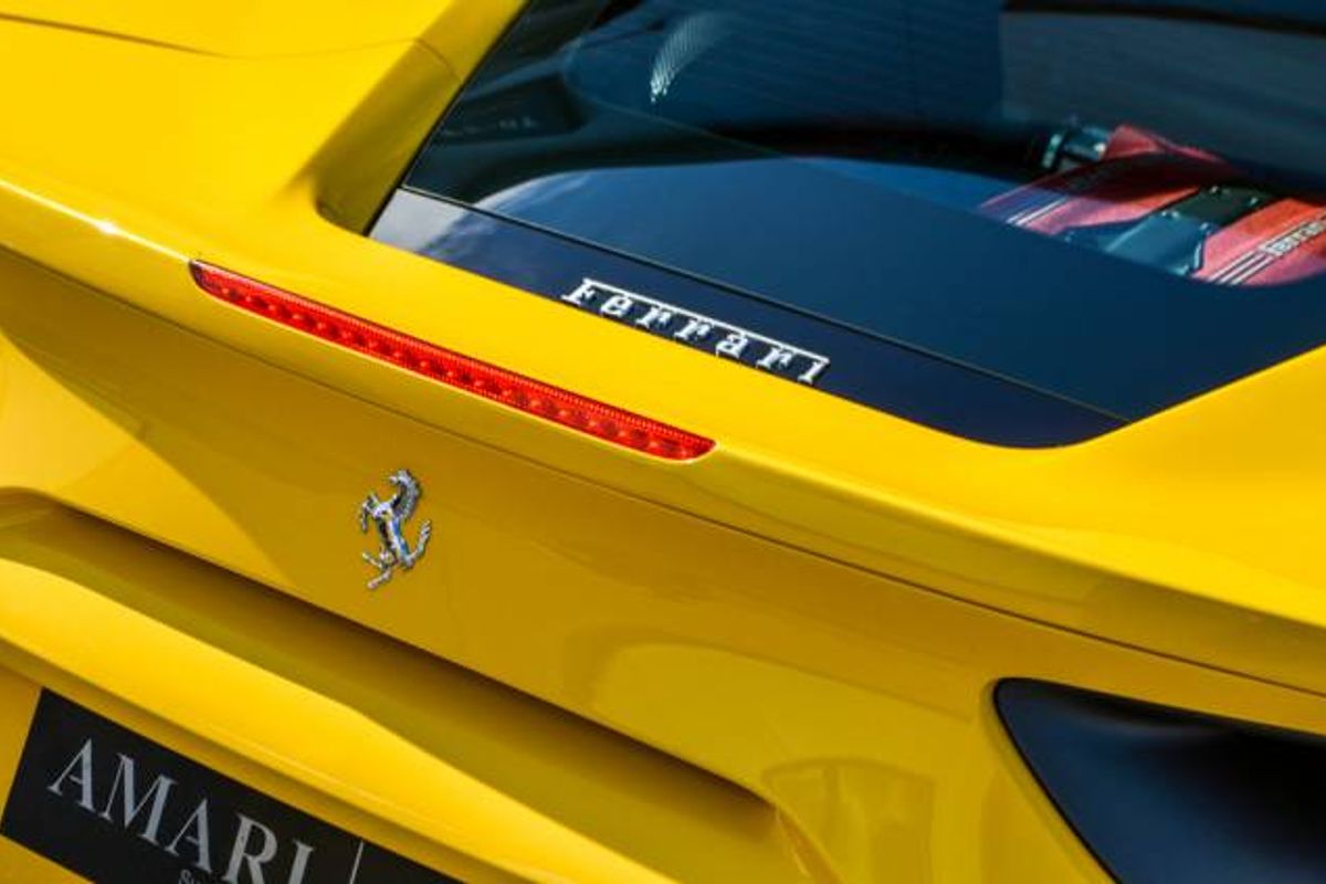 FERRARI 488 GTB Left Hand Drive