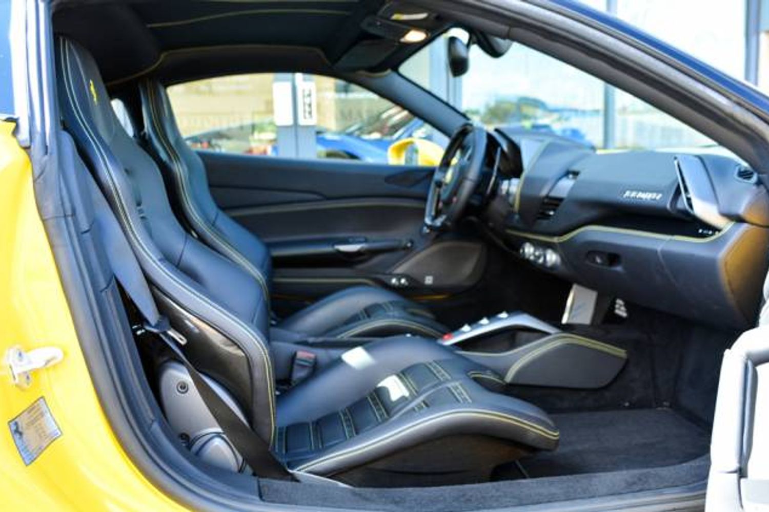 FERRARI 488 GTB Left Hand Drive