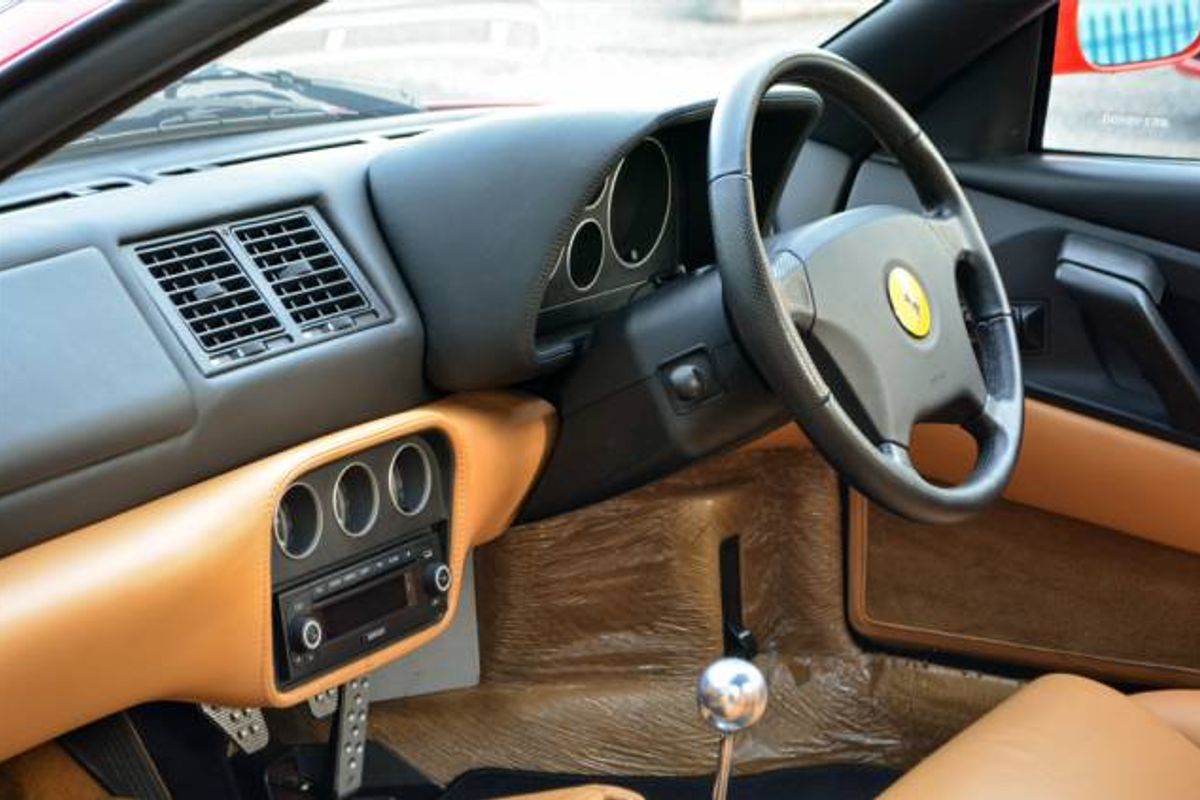 FERRARI F355 CONVERTIBLE Spider