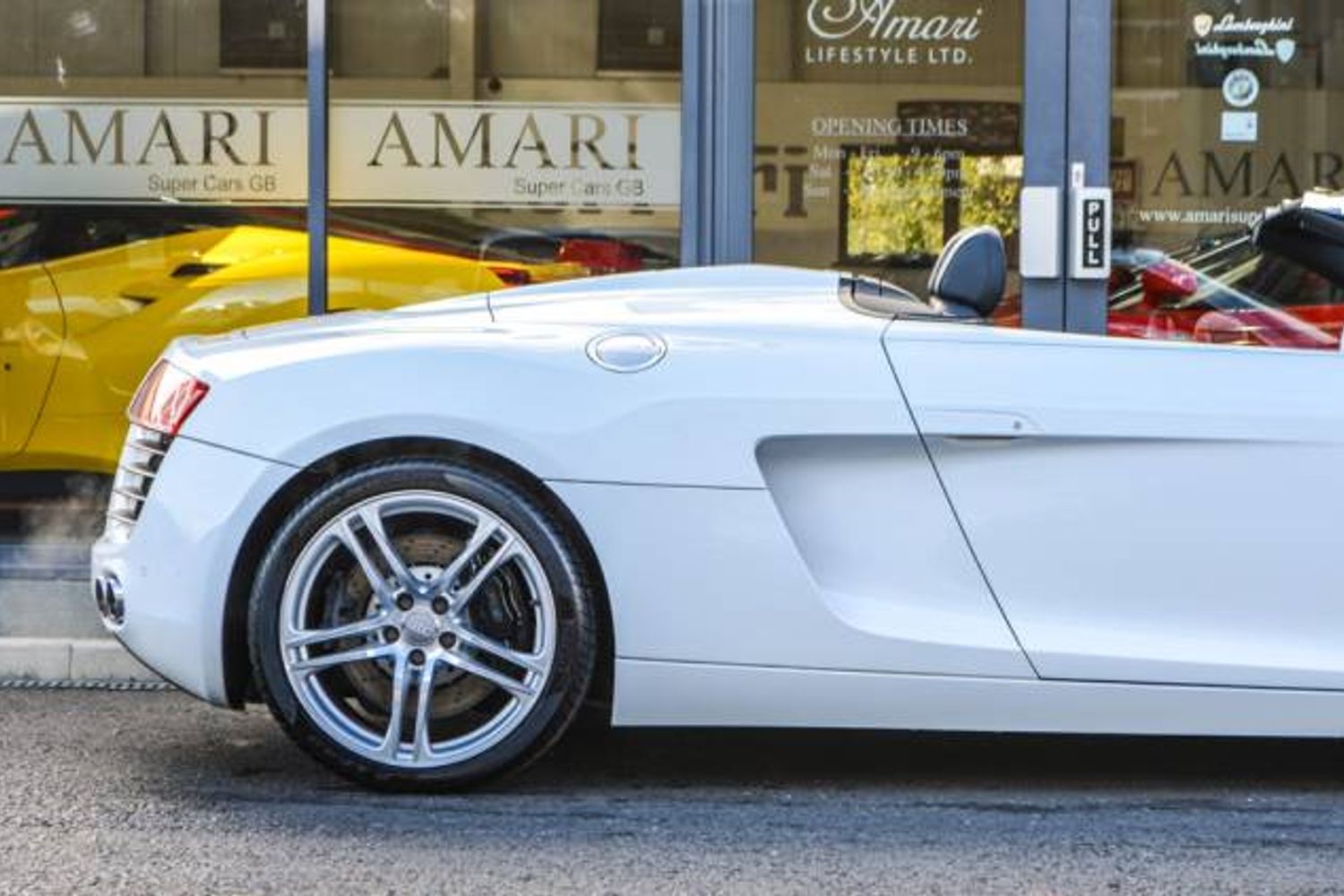 AUDI R8 SPYDER 4.2 FSI Quattro