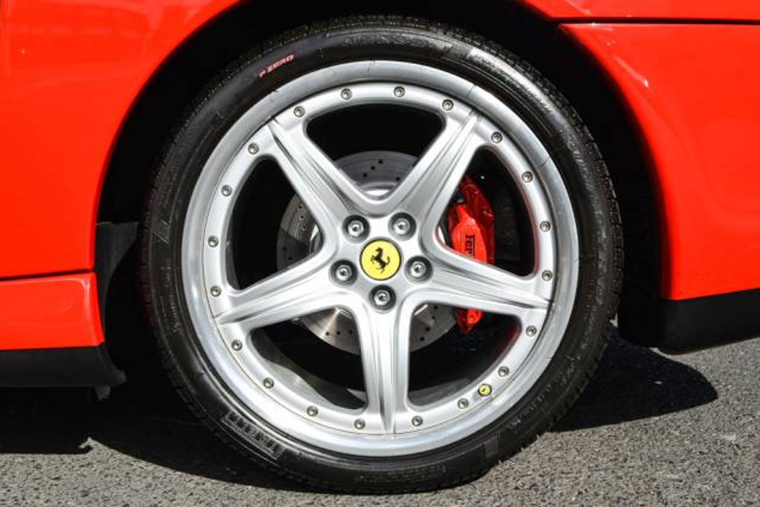 FERRARI 575M COUPE Maranello F1 Auto