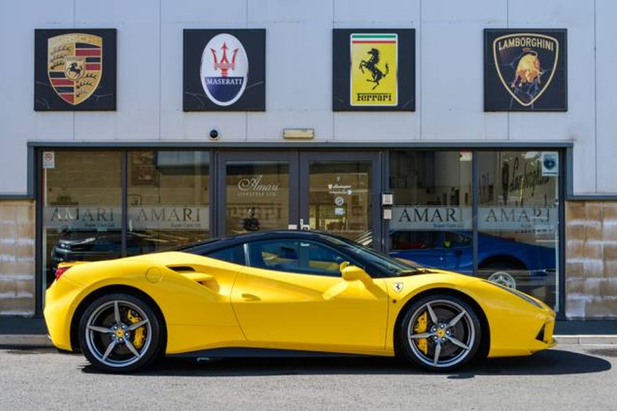 FERRARI 488 GTB Left Hand Drive