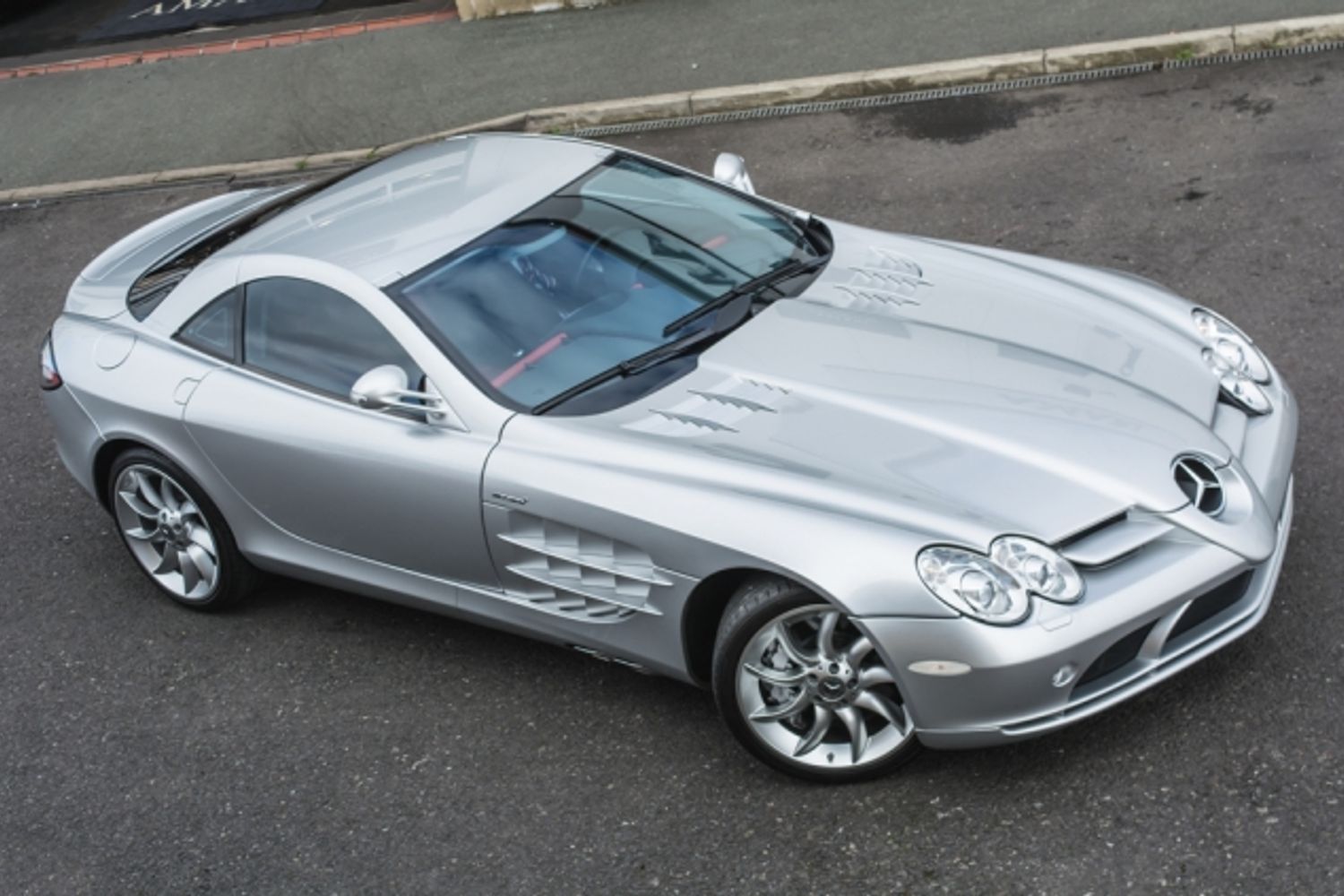 MERCEDES-BENZ SLR McLaren Left Hand Drive