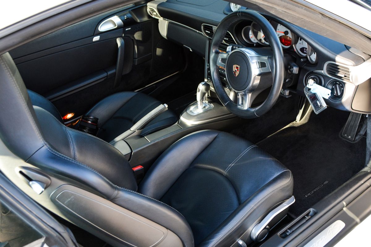 PORSCHE 911 [997] CARRERA 4 COUPE S PDK