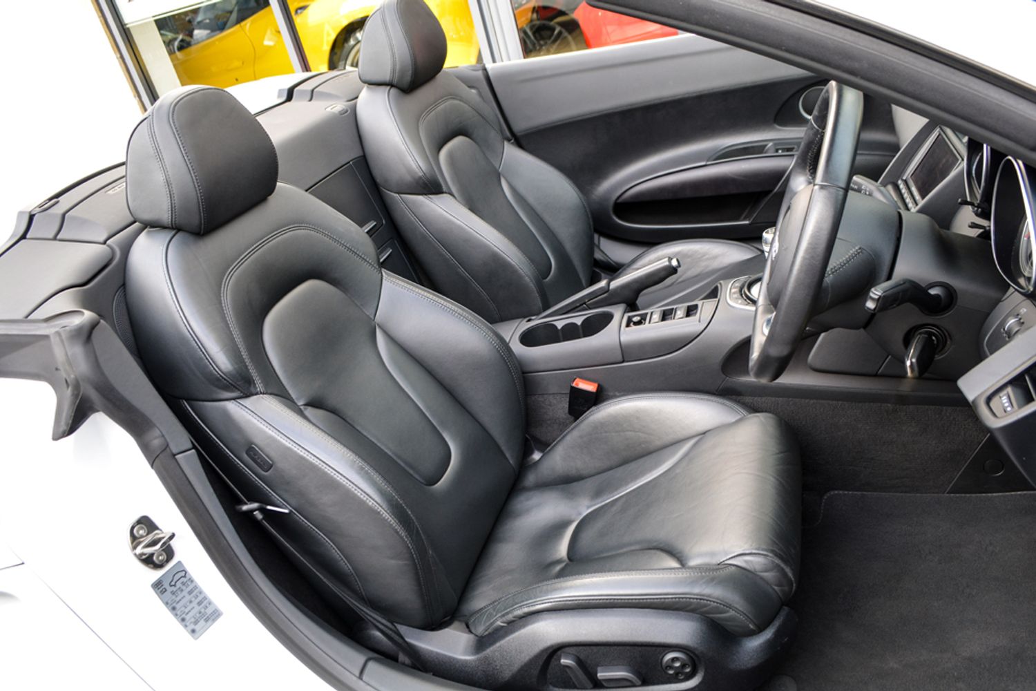 AUDI R8 SPYDER 4.2 FSI Quattro