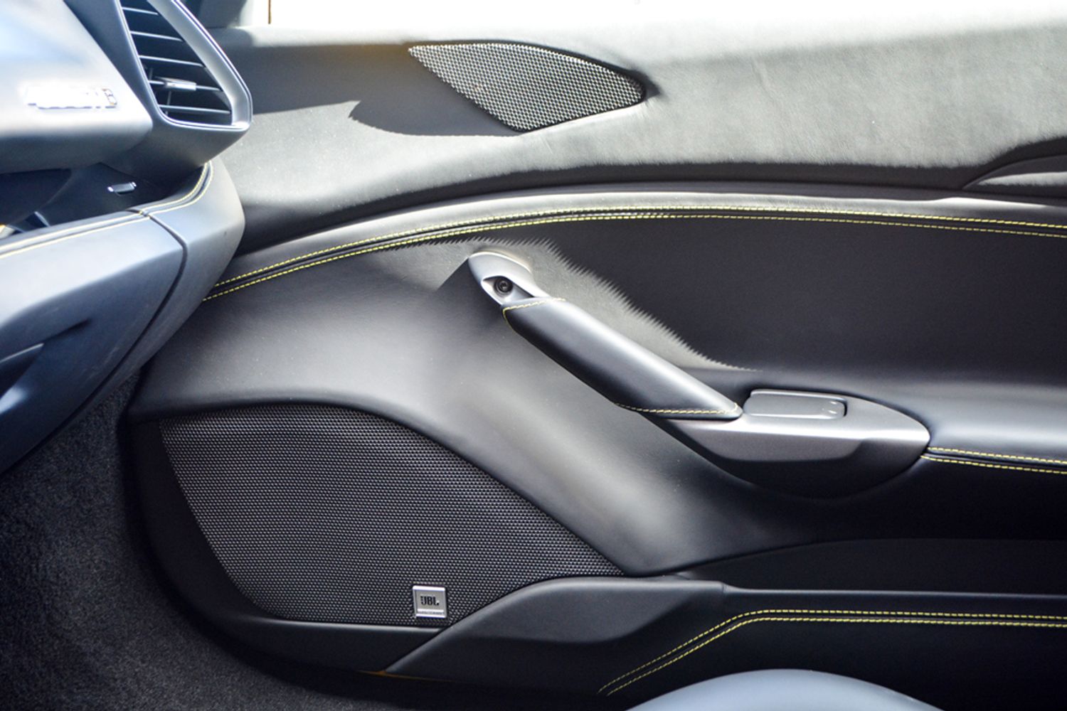 FERRARI 488 GTB Left Hand Drive