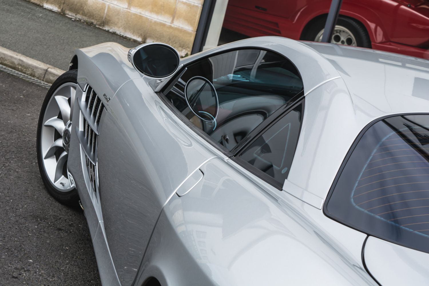 MERCEDES-BENZ SLR McLaren Left Hand Drive