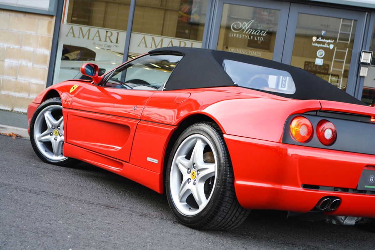 FERRARI F355 CONVERTIBLE Spider