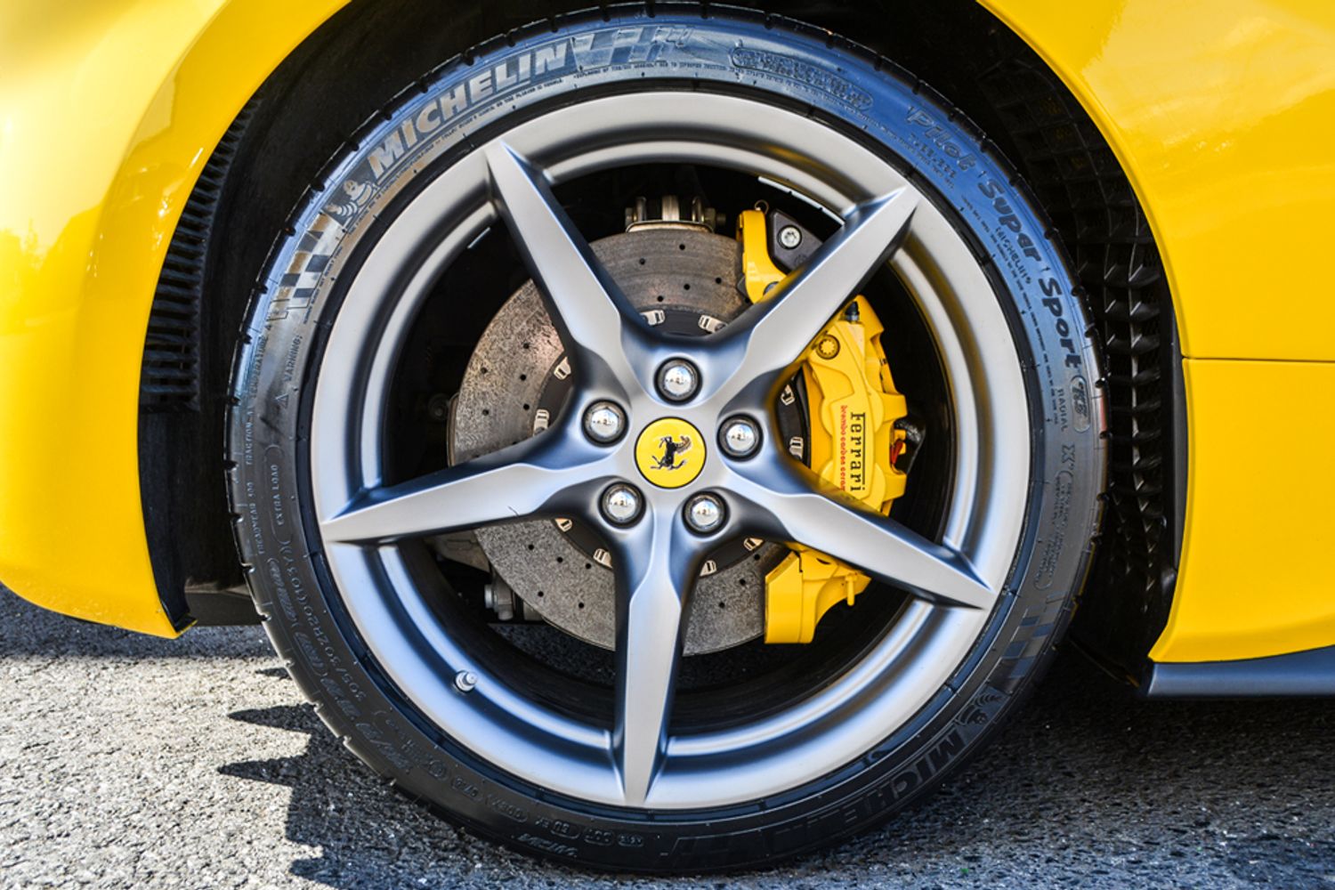 FERRARI 488 GTB Left Hand Drive