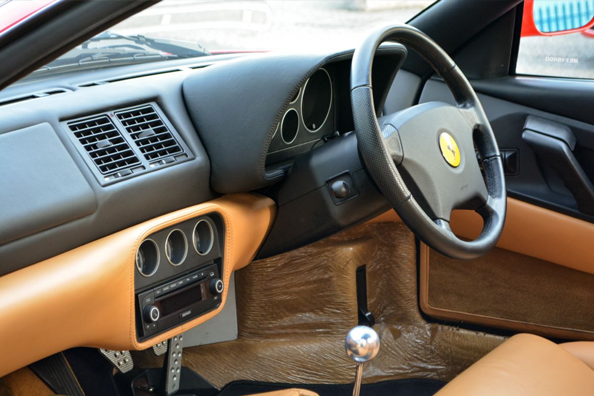 FERRARI F355 CONVERTIBLE Spider