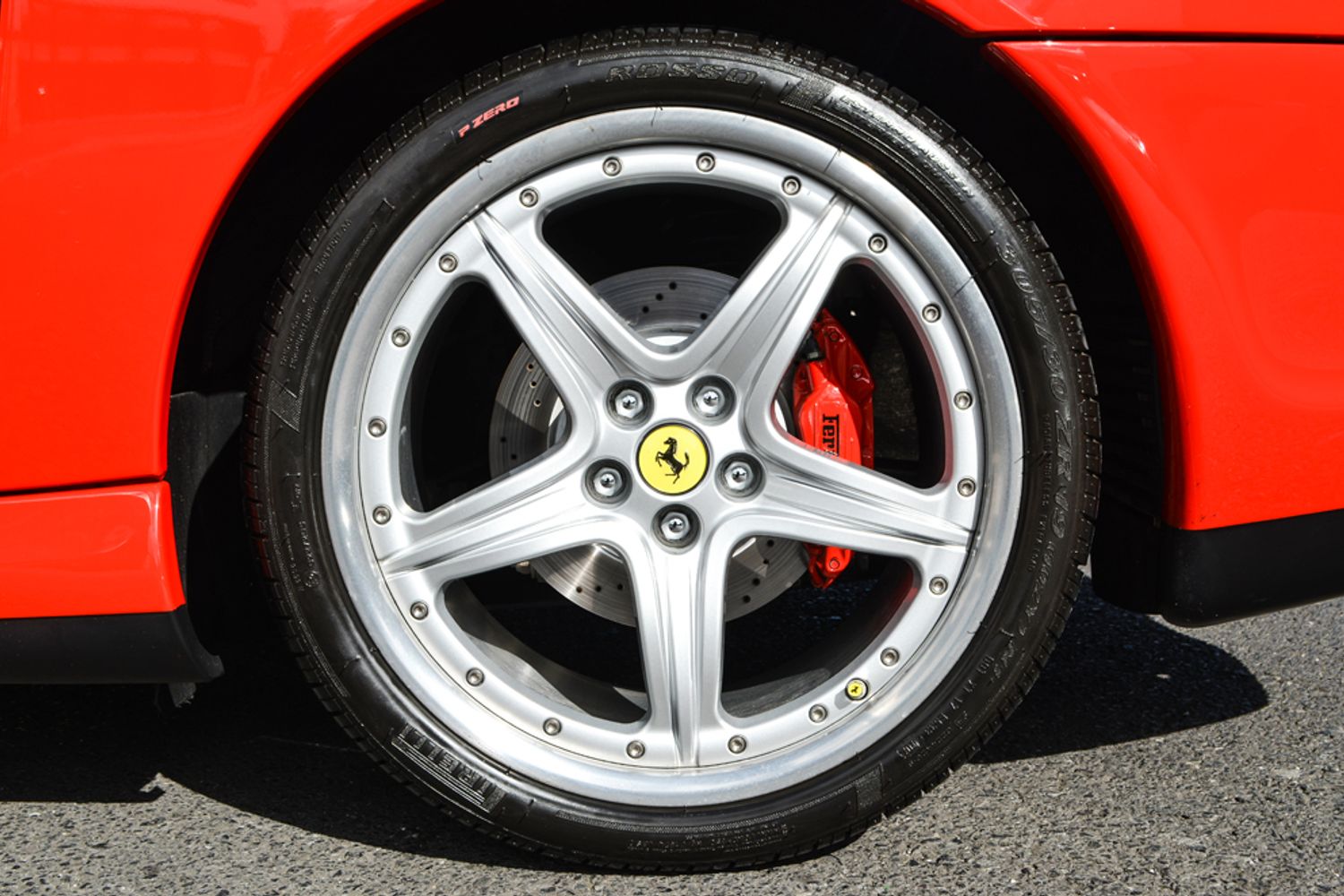 FERRARI 575M COUPE Maranello F1 Auto