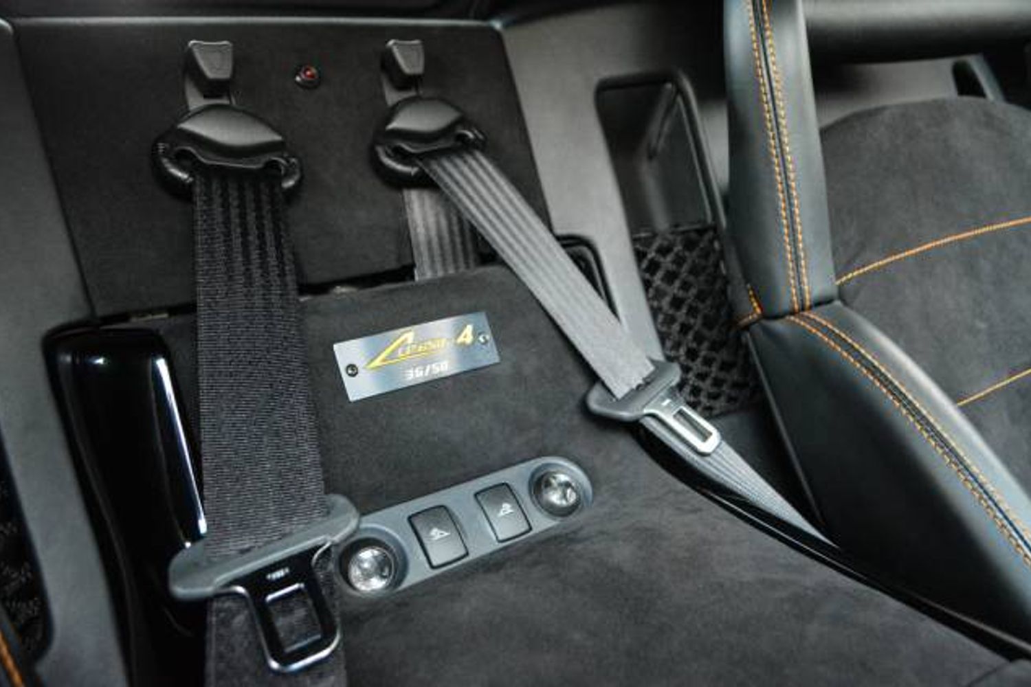 LAMBORGHINI Murcielago Roadster LP 650-4 E-Gear