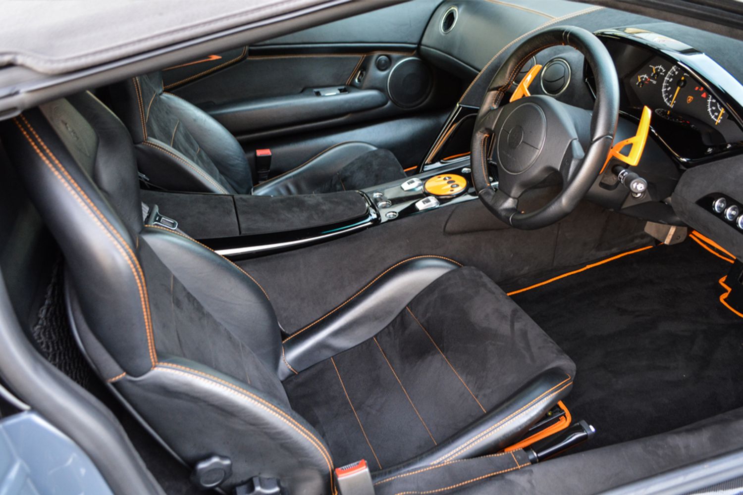 LAMBORGHINI Murcielago Roadster LP 650-4 E-Gear
