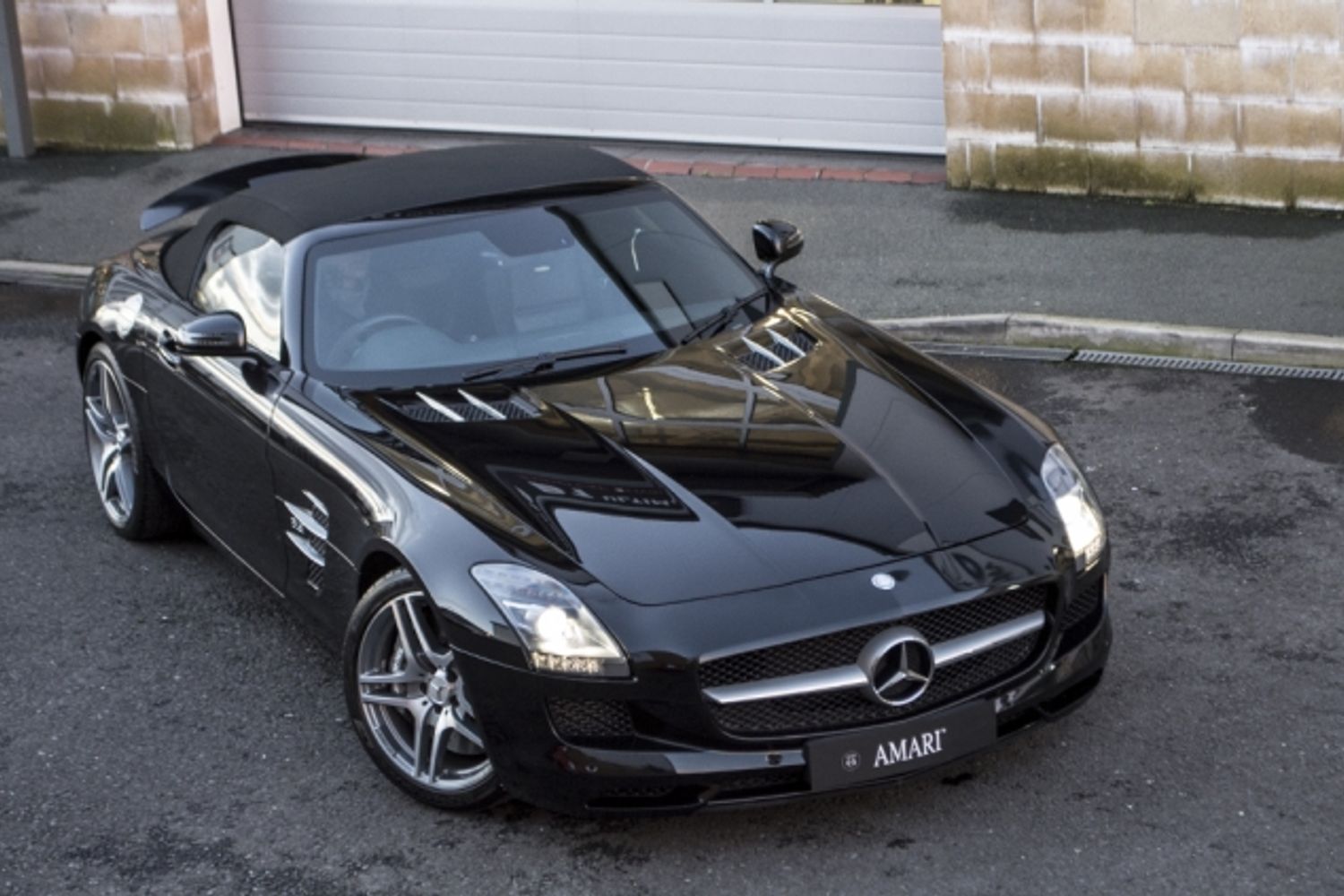 MERCEDES-BENZ SLS AMG ROADSTER SLS 63 Auto