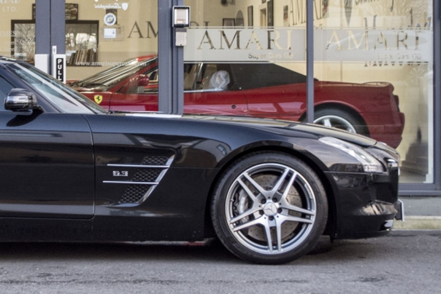 MERCEDES-BENZ SLS AMG ROADSTER SLS 63 Auto