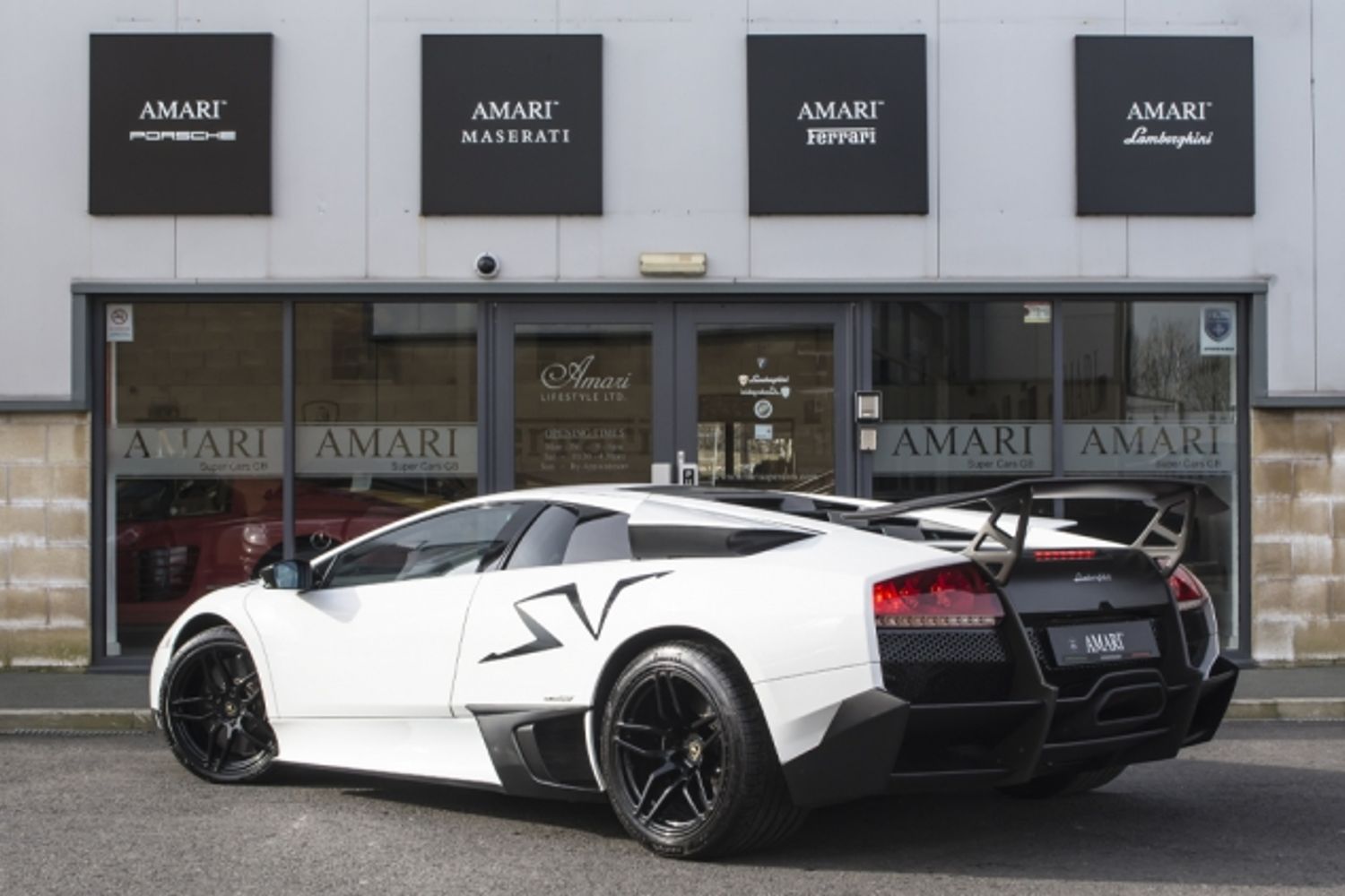 LAMBORGHINI Murcielago LP670-4 SV Superveloce