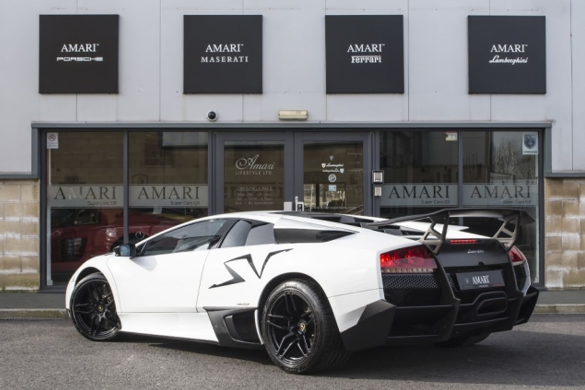 LAMBORGHINI Murcielago LP670-4 SV Superveloce