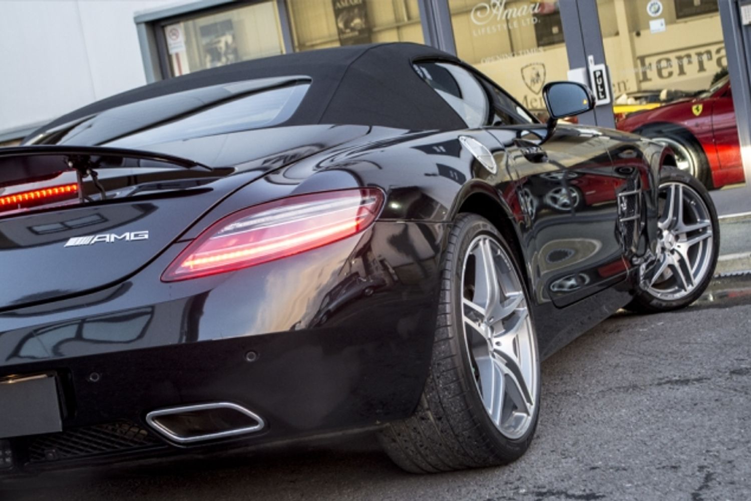 MERCEDES-BENZ SLS AMG ROADSTER SLS 63 Auto