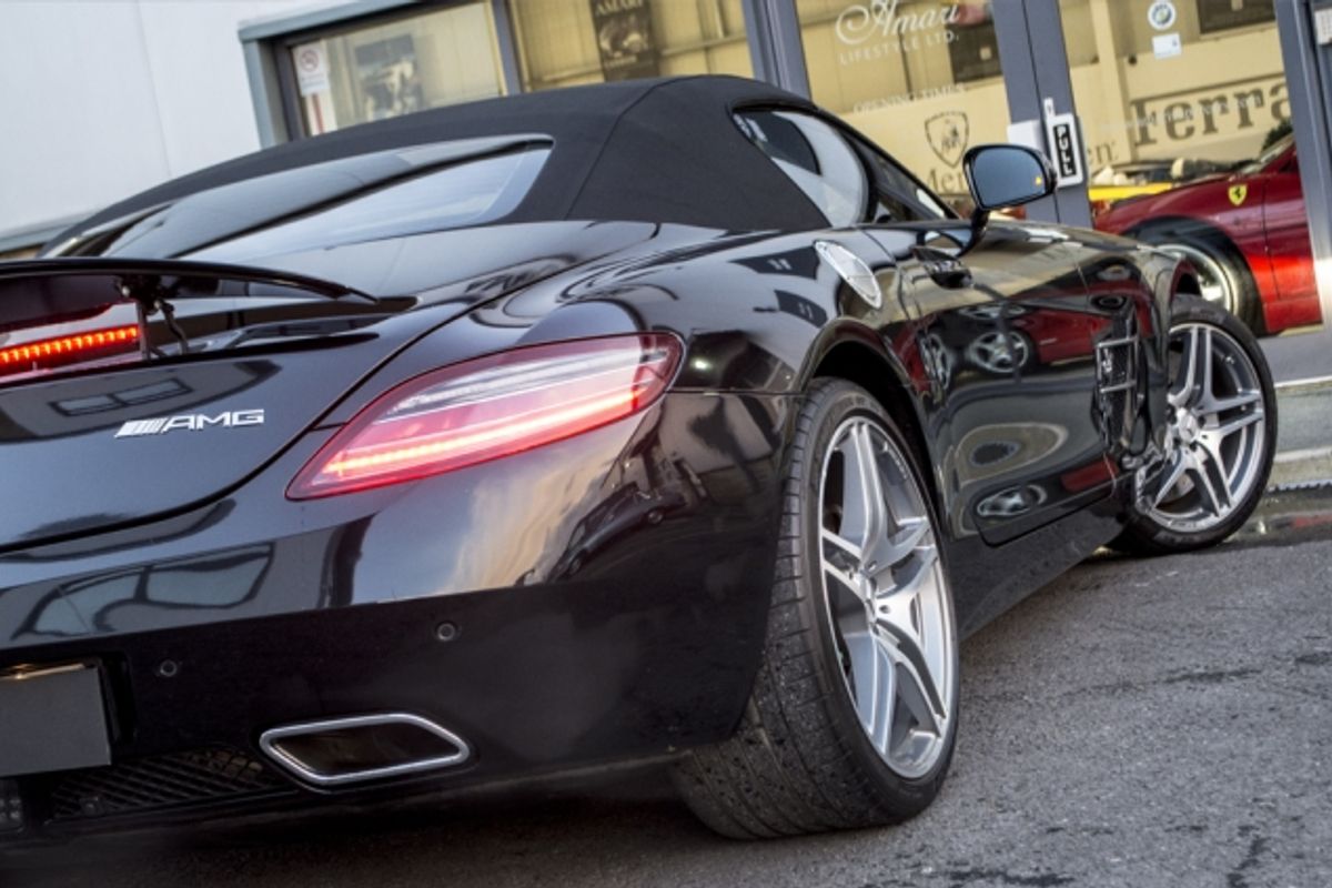 MERCEDES-BENZ SLS AMG ROADSTER SLS 63 Auto