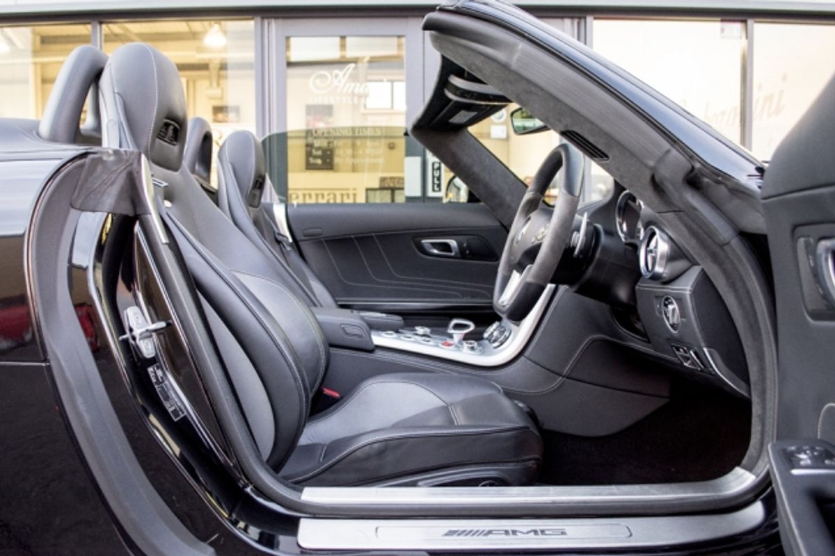 MERCEDES-BENZ SLS AMG ROADSTER SLS 63 Auto