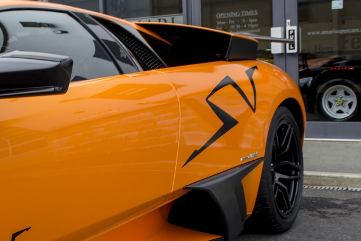 LAMBORGHINI Murcielago LP670-4 SV Superveloce