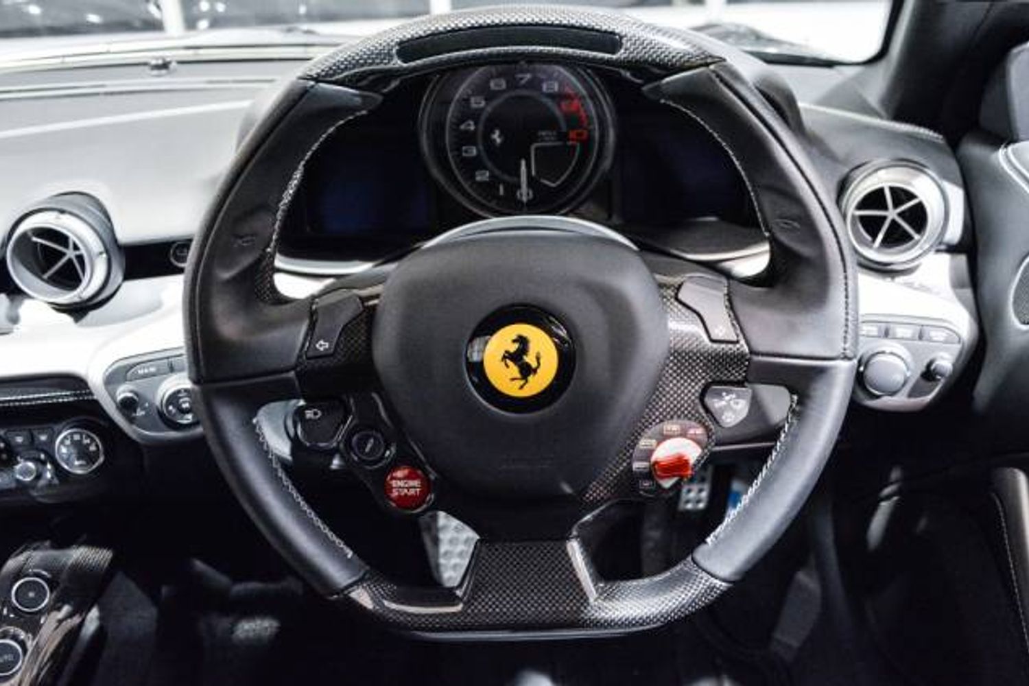 FERRARI F12 BERLINETTA COUPE 2dr Auto