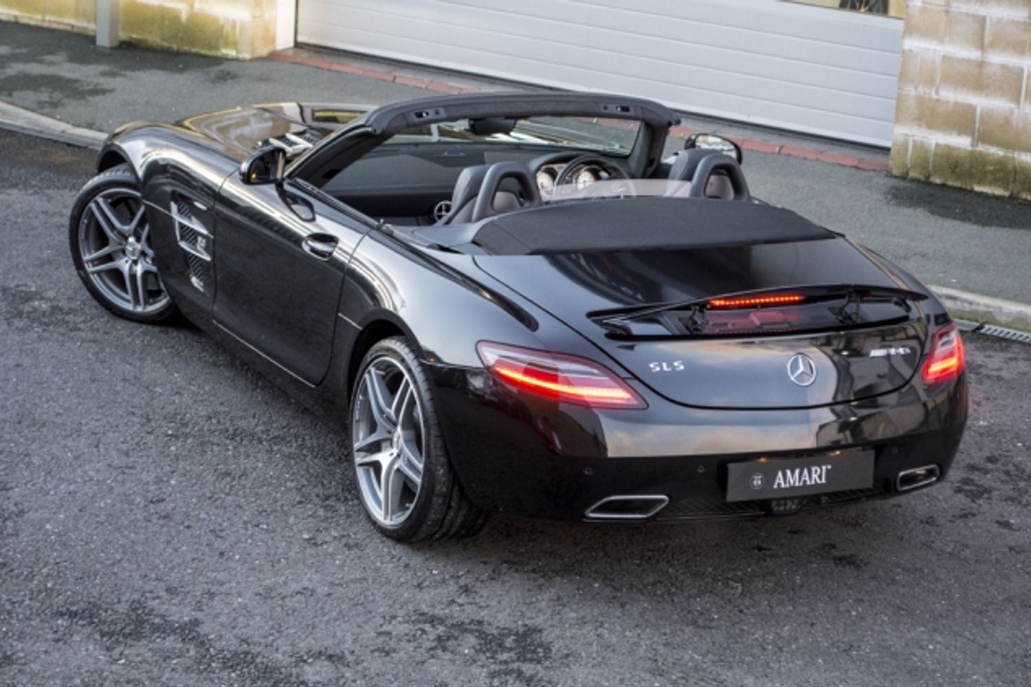 MERCEDES-BENZ SLS AMG ROADSTER SLS 63 Auto