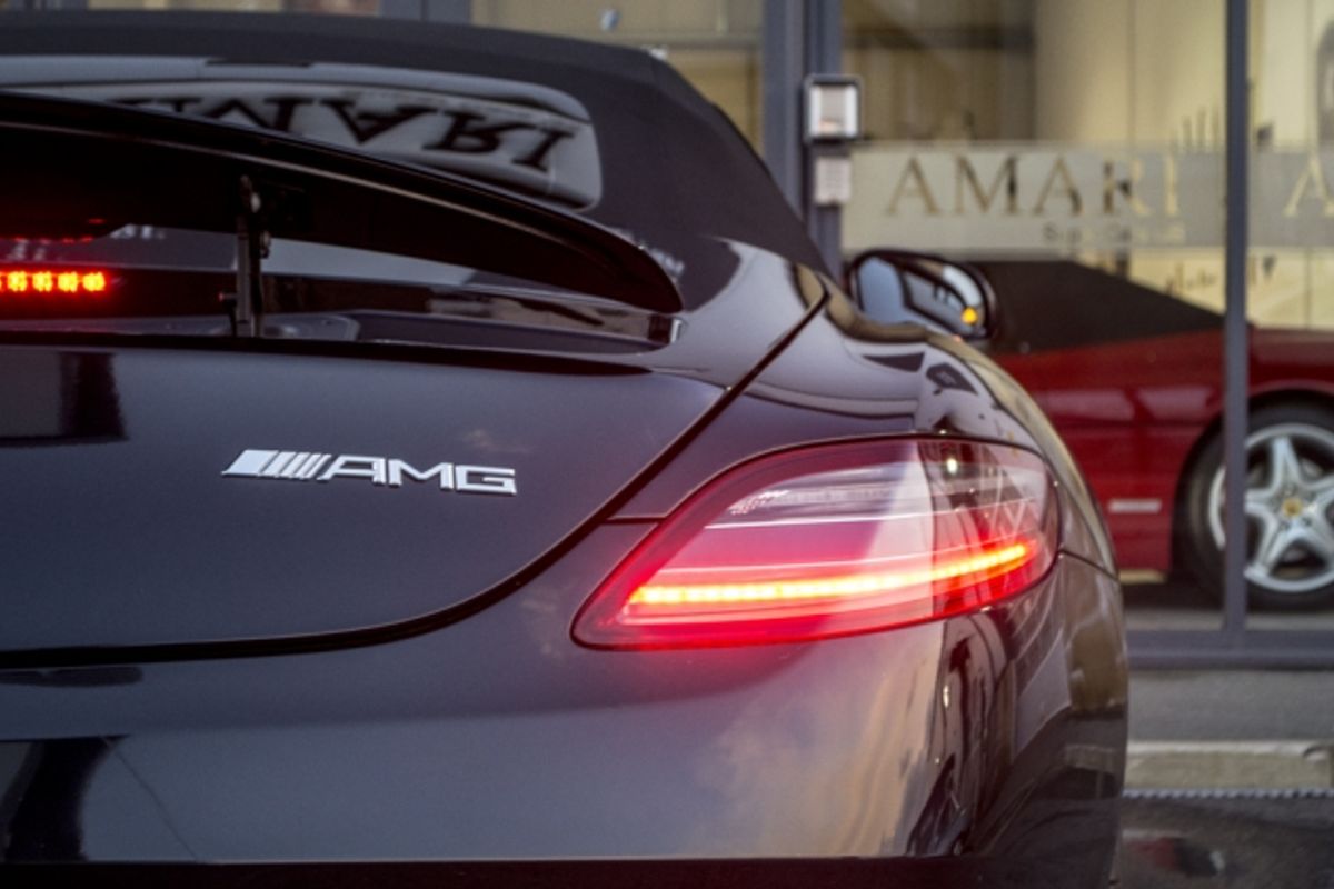 MERCEDES-BENZ SLS AMG ROADSTER SLS 63 Auto