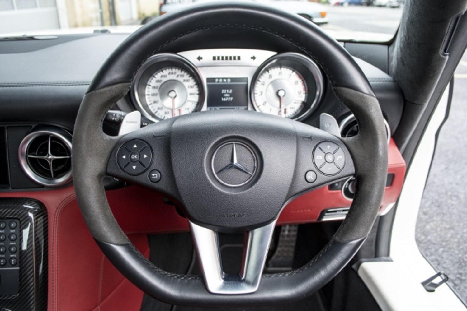 MERCEDES-BENZ SLS SLS 63 AMG Coupe Auto